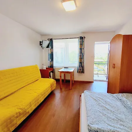 Chyba Wyspa, Homestay szállás Ostrowo