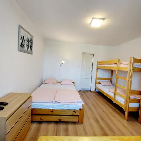 Chyba Wyspa, Accommodatie bij particulieren *